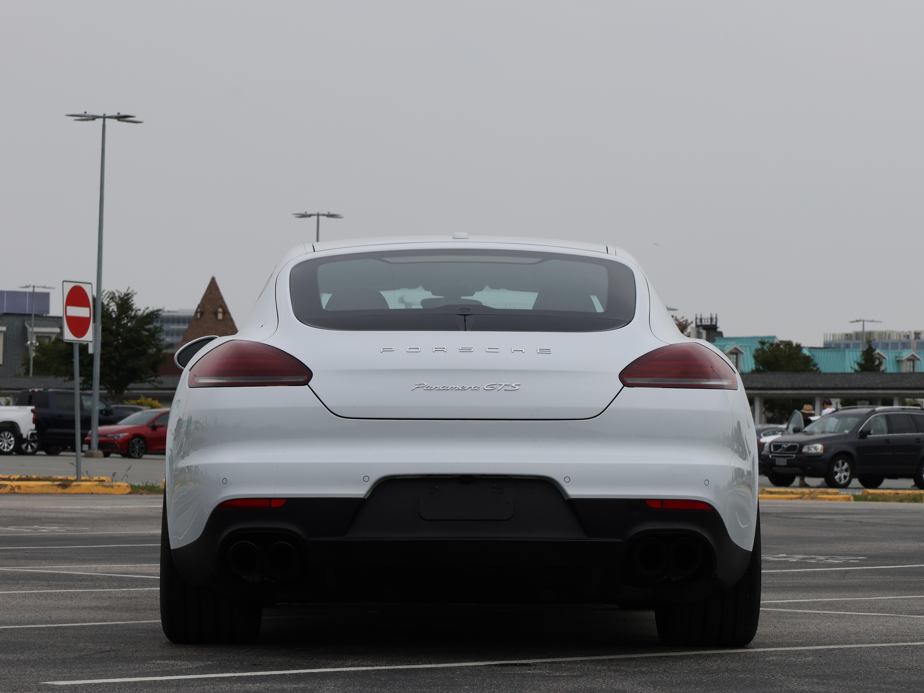 2016 Porsche panamera gts - Image 7
